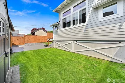 809 12th Street, Bellingham, WA 98225 - Photo 32