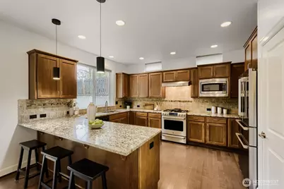23257 SE 34th Place, Sammamish, WA 98075 - Photo 10