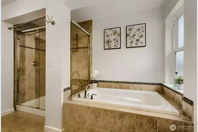 23257 SE 34th Place, Sammamish, WA 98075 - Photo 20