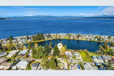 1363 Country Club Drive, Camano Island, WA 98282 - Photo 34