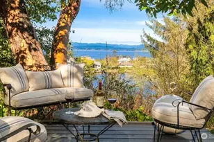1363 Country Club Dr, Camano Island, WA 98282 - Photo 2