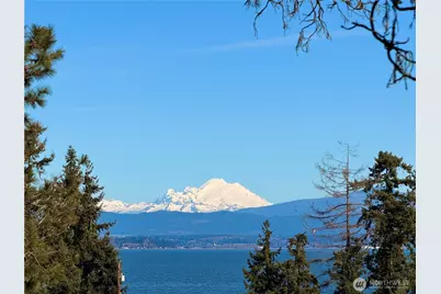 1363 Country Club Drive, Camano Island, WA 98282 - Photo 4