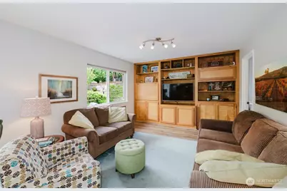 2294 Steamboat Loop E, Port Orchard, WA 98366 - Photo 12