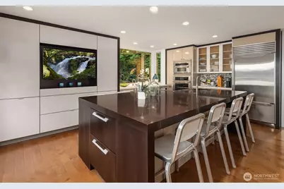 1606 W Lake Sammamish Parkway SE, Bellevue, WA 98008 - Photo 12