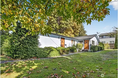 410 10th Street, Lynden, WA 98264 - Photo 1