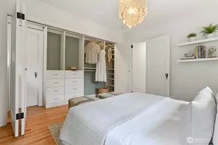 2430 Lorentz Pl N, Seattle, WA 98109 - Photo 18