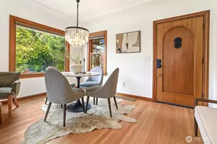 2430 Lorentz Pl N, Seattle, WA 98109 - Photo 10