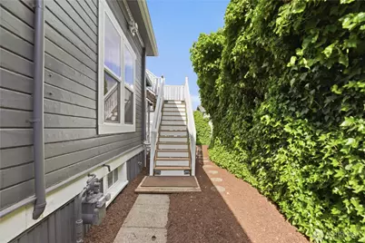 145 Park Avenue N, Renton, WA 98057 - Photo 22