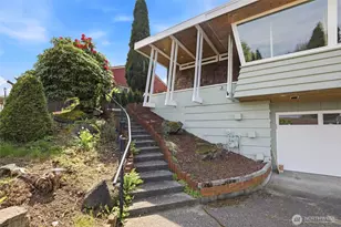 4826 Delaware Ave, Everett, WA 98203 - Photo 2