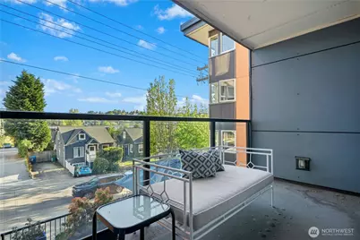120 NW 39th Street #208, Seattle, WA 98107 - Photo 16