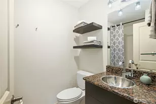 120 NW 39th St, Seattle, WA 98107 - Photo 10