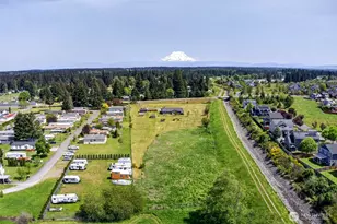 8949 Wilkensen Rd SE, Yelm, WA 98597 - Photo 4