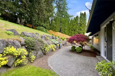 1011 179th Place NE, Bellevue, WA 98008 - Photo 26