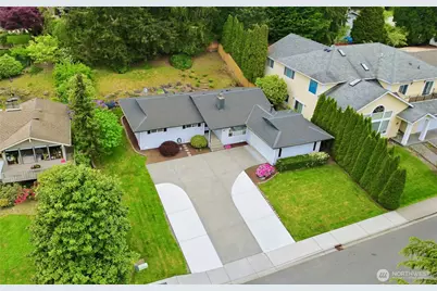 1011 179th Place NE, Bellevue, WA 98008 - Photo 4