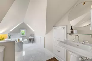 1945 Boyer Ave E, Seattle, WA 98112 - Photo 20