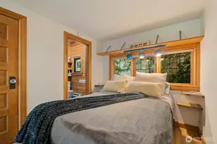 1919 32nd Ave W, Seattle, WA 98199 - Photo 18
