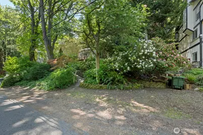 1919 32nd Avenue W, Seattle, WA 98199 - Photo 38