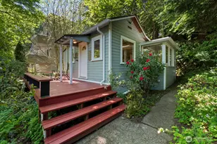 1919 32nd Ave W, Seattle, WA 98199 - Photo 2