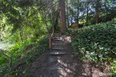 1919 32nd Avenue W, Seattle, WA 98199 - Photo 28