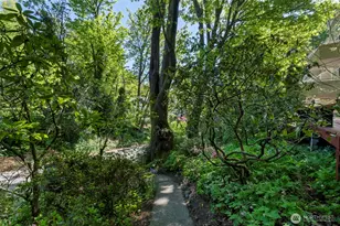 1919 32nd Ave W, Seattle, WA 98199 - Photo 34