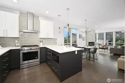 738 D N 95th, Seattle, WA 98103 - Photo 12