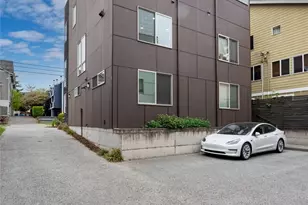 738 D N 95th, Seattle, WA 98103 - Photo 24