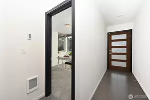 738 D N 95th, Seattle, WA 98103 - Photo 2