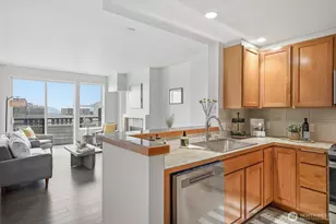 2607 Western Ave, Seattle, WA 98121 - Photo 12