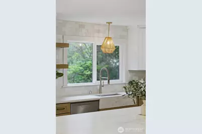 4008 NE 197th Street, Lake Forest Park, WA 98155 - Photo 8