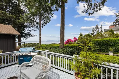 16530 76th Avenue W, Edmonds, WA 98026 - Photo 38