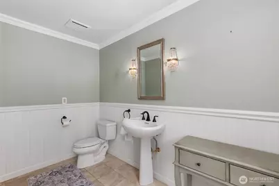 16530 76th Avenue W, Edmonds, WA 98026 - Photo 12