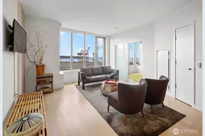 590 1st Avenue S #901, Seattle, WA 98104 - Photo 2