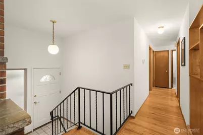 19207 40th Place NE, Lake Forest Park, WA 98155 - Photo 6