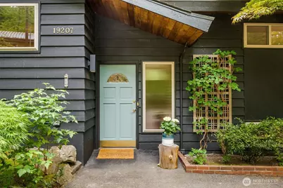 19207 40th Place NE, Lake Forest Park, WA 98155 - Photo 4