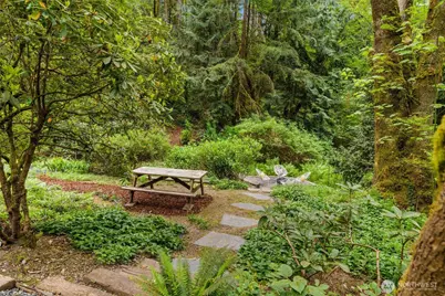 19207 40th Place NE, Lake Forest Park, WA 98155 - Photo 30