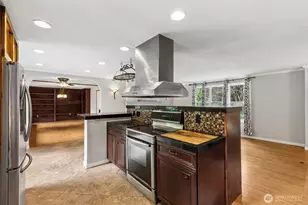 608 School SE, Lacey, WA 98503 - Photo 6