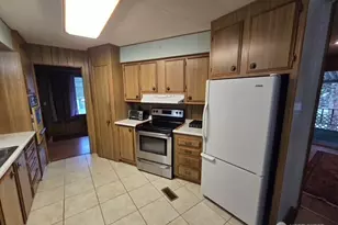 2302 R Street SE, Auburn, WA 98002 - Photo 8