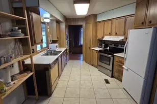 2302 R Street SE, Auburn, WA 98002 - Photo 6