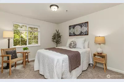 215 SW 100th Street #D207, Everett, WA 98204 - Photo 16
