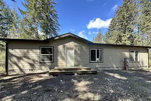 21 E Eastlake Dr, Shelton, WA 98584 - Photo 2