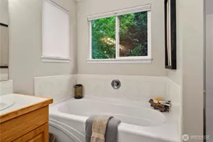 9204 181st Ave E, Bonney Lake, WA 98391 - Photo 24
