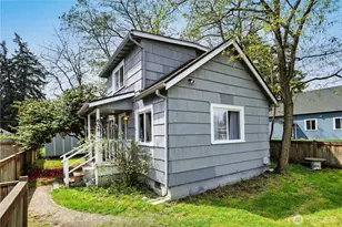 608 113th St S, Tacoma, WA 98444 - Photo 2