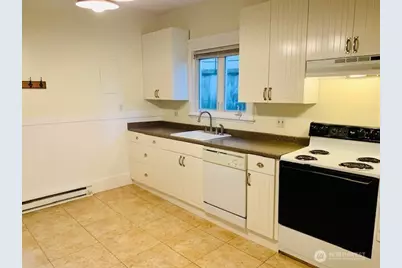 2258 14th Avenue W, Seattle, WA 98119 - Photo 10