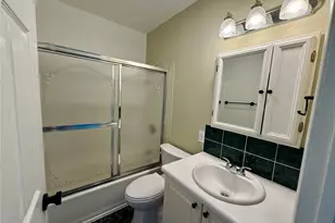 2258 14th Ave W, Seattle, WA 98119 - Photo 22