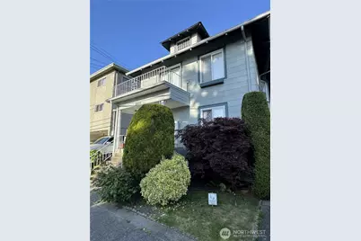 2258 14th Avenue W, Seattle, WA 98119 - Photo 2