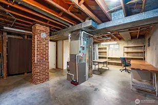 2624 NE 82nd St, Seattle, WA 98115 - Photo 26