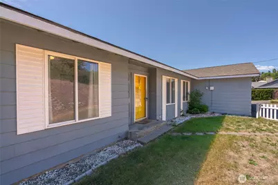 504 Ash Street, Omak, WA 98841 - Photo 6