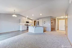 7313 164th St E, Puyallup, WA 98375 - Photo 6