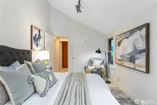 14026 Riviera Pl NE, Seattle, WA 98125 - Photo 24