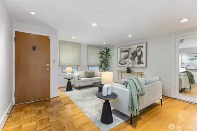 14026 Riviera Place NE, Seattle, WA 98125 - Photo 10